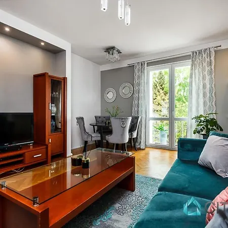 Jagienka One Apartamento *